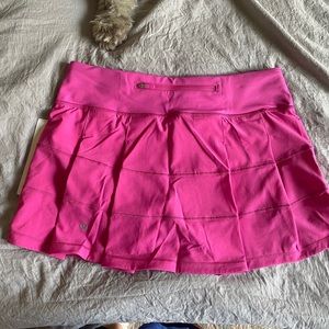 Lululemon pace rival skirt
